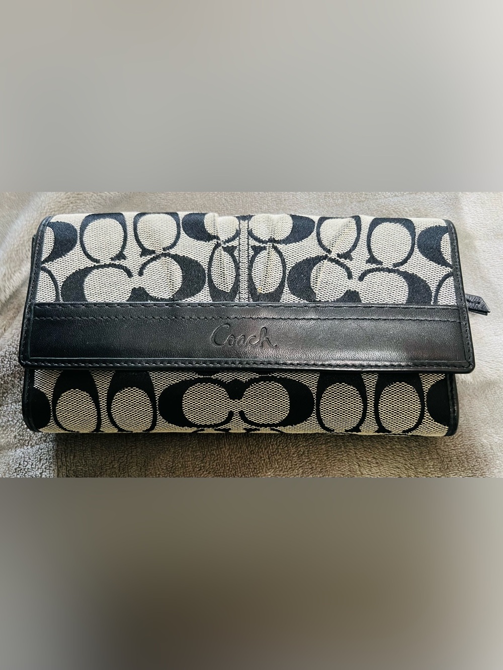 Coach Black and Cream Signature Canvas Wallet
